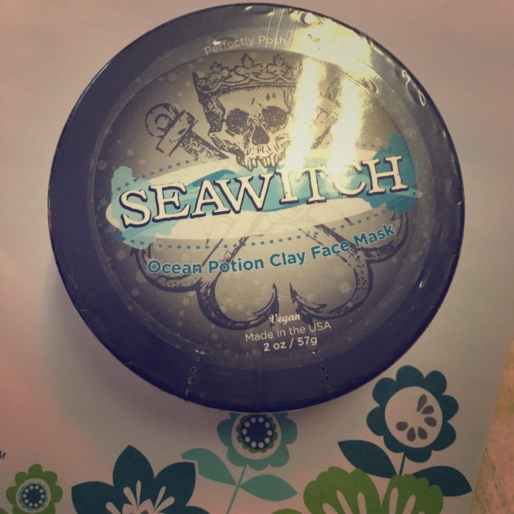 Perfectly posh Clay face mask
